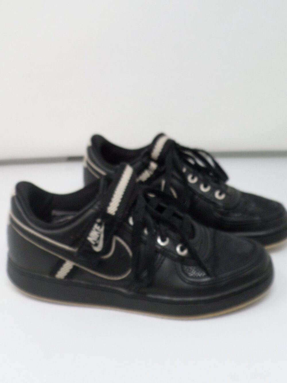 Nike Women Vandal Low 7.5